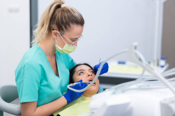 Best Cracked Tooth Emergency Dentist  in La Puente, CA